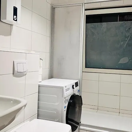 New! Modernes 2 Zimmer Apartment, Zentral, 6 Personen